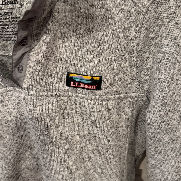 L.L. Bean Heathered Gray Fleece Pullover - Picture 3 of 6